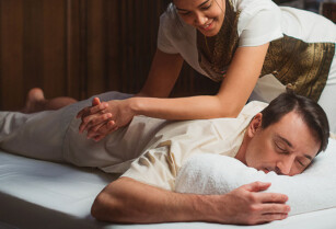 Best Massage in Bangalore | Top B2b Massage Center in Bangalore
