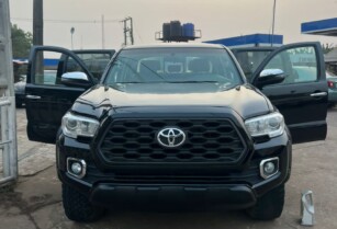2010 Tacoma upgraded to 2022 for Sale at Asaba – Call 07048216449