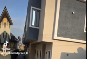 Wonderfully Finished 2 Bedroom Duplex for Sale in Olowora Phase 2 – Call 08033636855