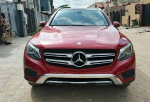 Neatly Used Mercedes GLC 300 2017 – Slightly Negotiable (Call 09016302522)